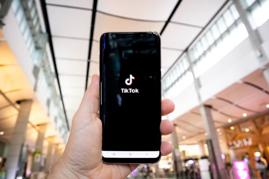 How to Add Lyrics to TikTok: Simple Quick Steps
